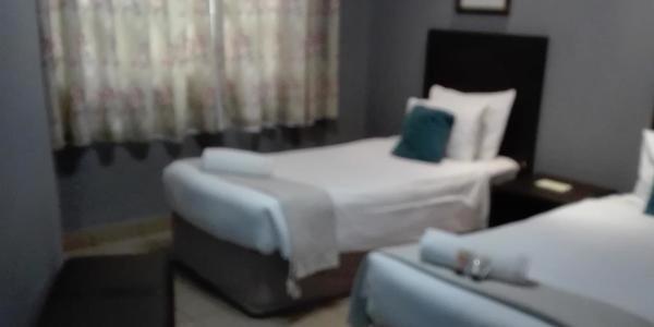 Waterside Lodge Cc Пит Ретиф Екстериор снимка